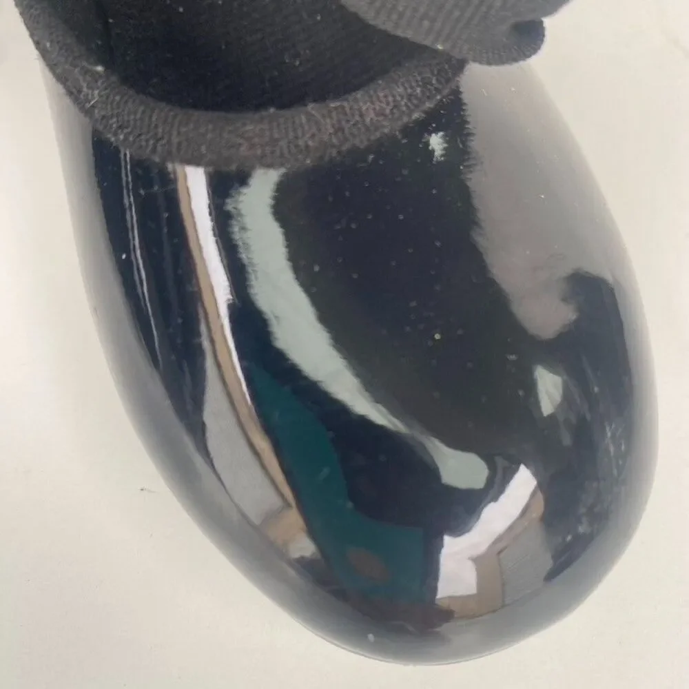 Danskin Freestyle Black Patent Tap Shoes Strap and Bow Tie Close Size 10 Toddler